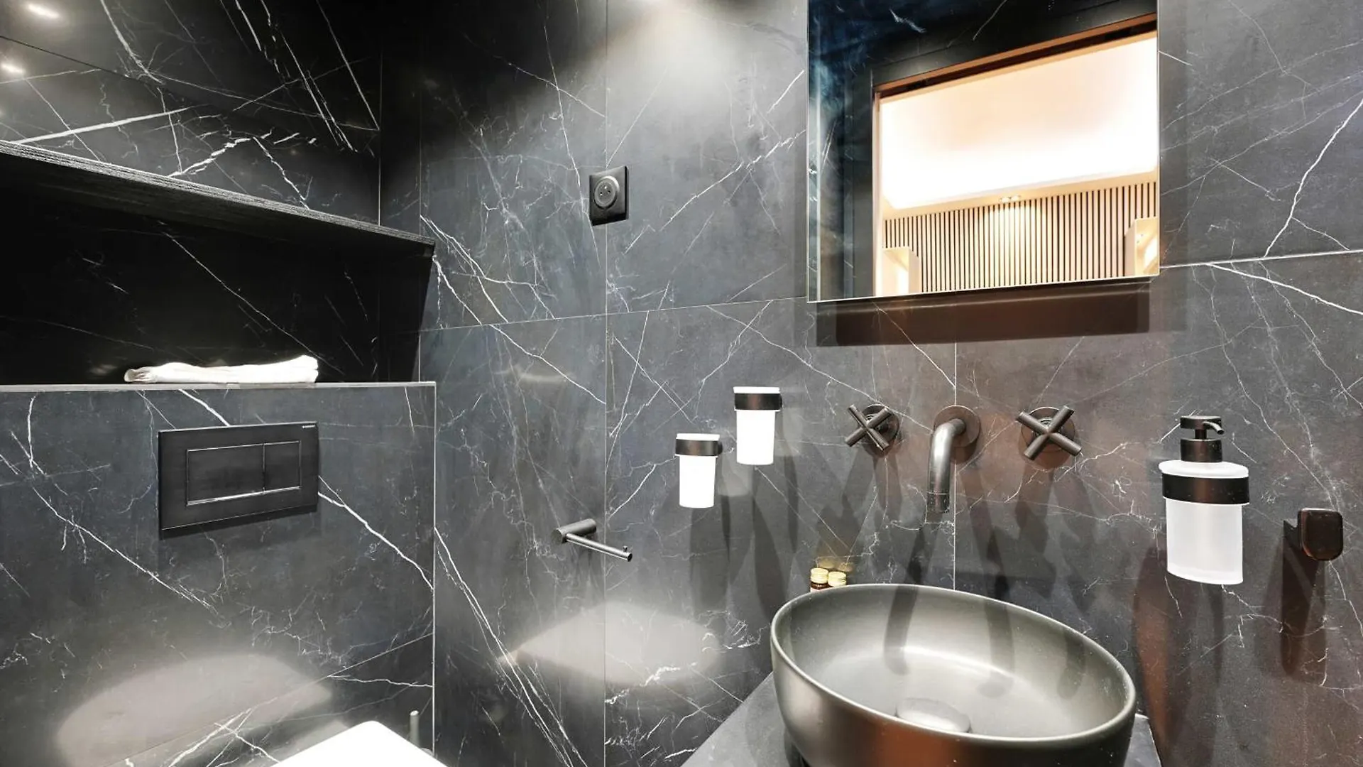 公寓 Chic - 1br 4p - Tour Eiffel Invalides 巴黎
